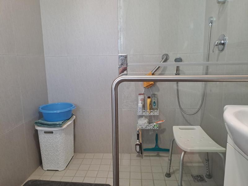 To Let 1 Bedroom Property for Rent in Buhrein Western Cape